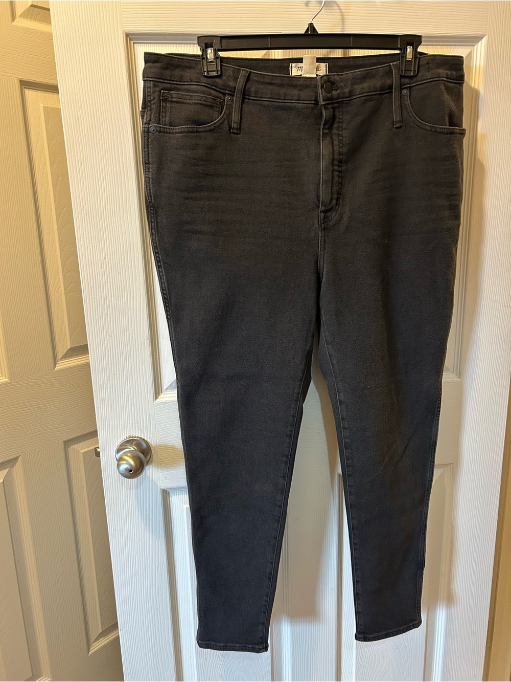 Madewell Size 36 Women’s 10 Inch Black High-Rise Skinny Jeans NWT